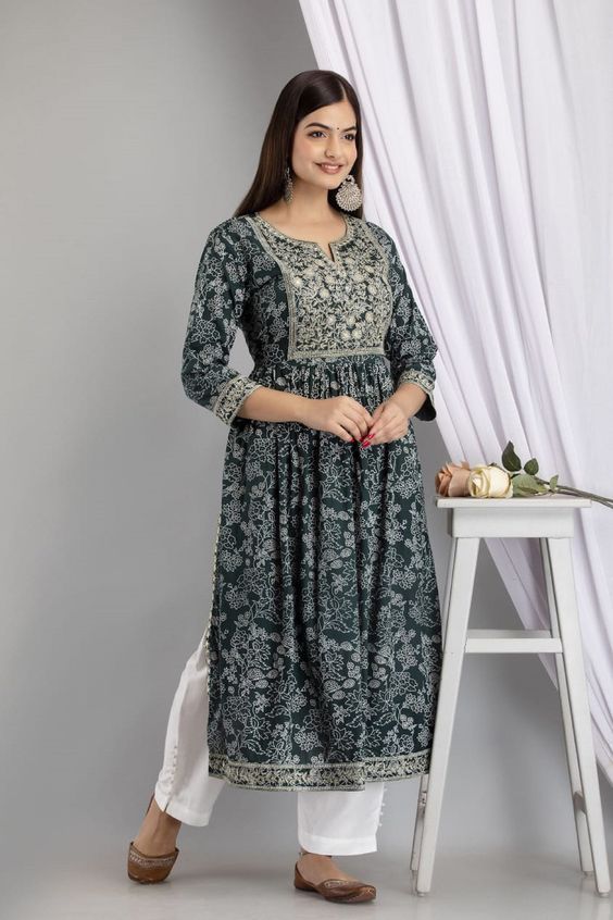 Latest naira cut kurti designs to try in 2023 | Bling Sparkle