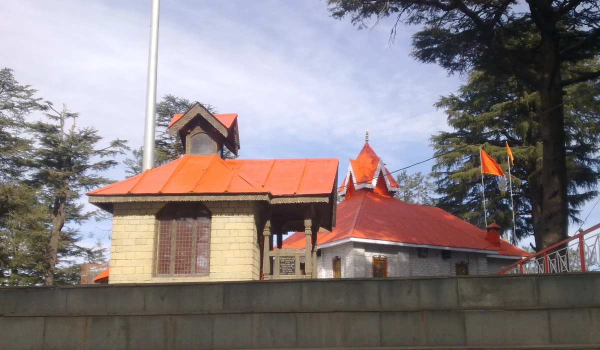 pre wedding shoot location near Jakhoo Hill Shimla.