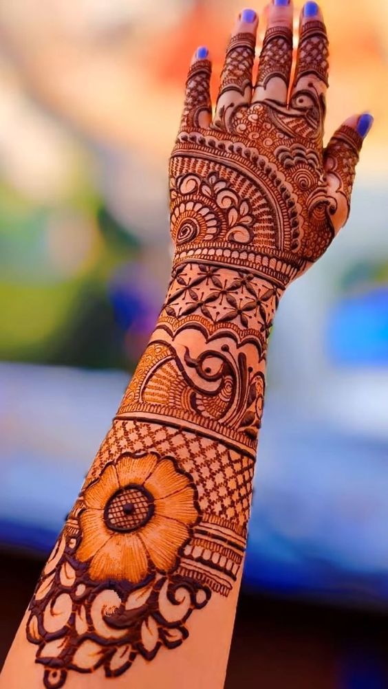 10 Mehndi Designs That Are Trending Now-sonthuy.vn