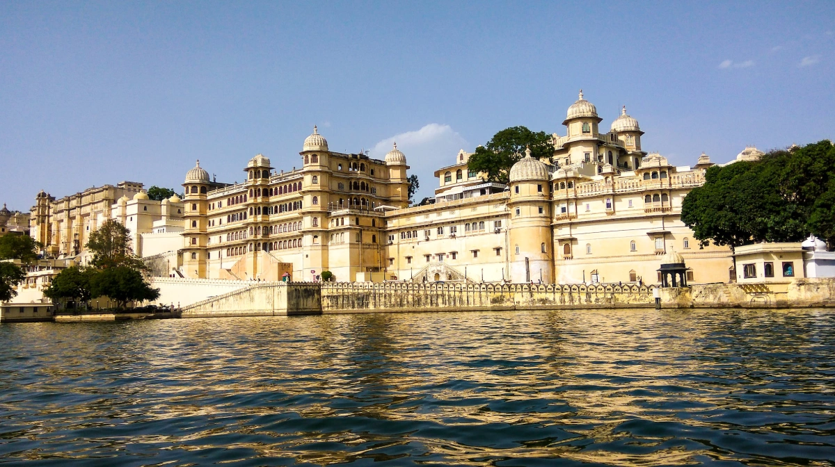 Read more about the article 10 Elegance Best Places to Visit in September in India for Couples