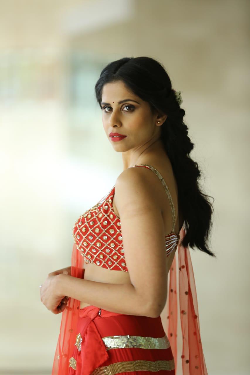 Sai Tamhankar Biography In Hindi