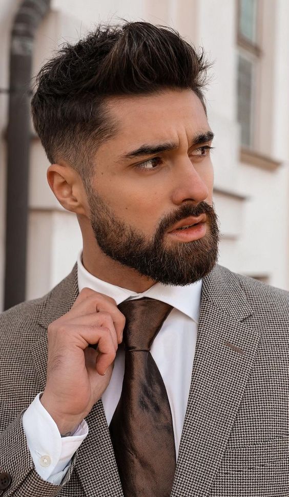 Trendy Short Beard Styles for Men
